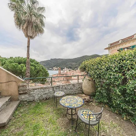 Apartment Historic Castle 2 - Sea View & Terrace *